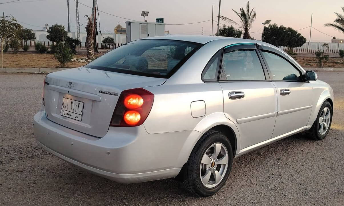 ابتره موديل 2006 وارد خليجي مكينه وكير اوتماتيك وحداديه وتخم تاير وكهربائيات كل شغاله سياره جاهزه مال جناي السعر 63 الرقم ***********
