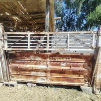 السلام وعليكم اخوان يوجد اجناب للبيع ارتفاع 180 كاملات نقص صدريه باب و...
