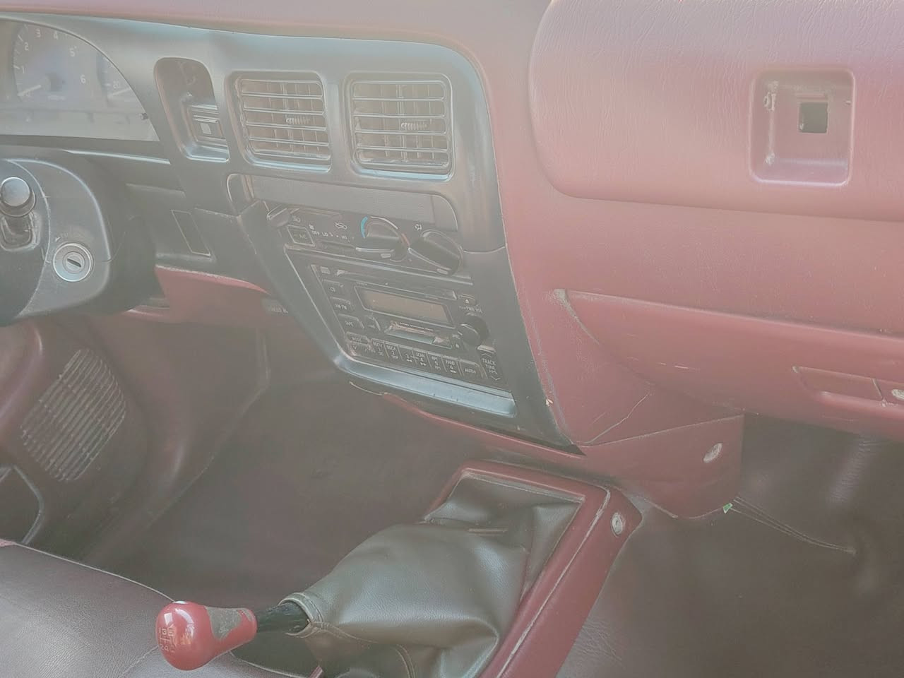 السلام عليكم للبيع  تيوتا موديل ٢٠٠٤ للاستفسار الاتصال على الرقم   *********** مكان السياره واسط
