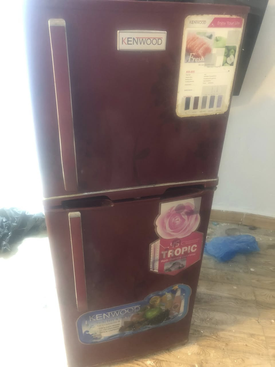 ثلاجة حجم وسط انظف بالحقيقة نقص غاز فقط السعر ٥٠ وبي مجال قليل


**إذا كنت صاحب هذا الإعلان وتريد حذفه لأي سبب، رجاءا أرسل رسالة إلى الدعم الفني**