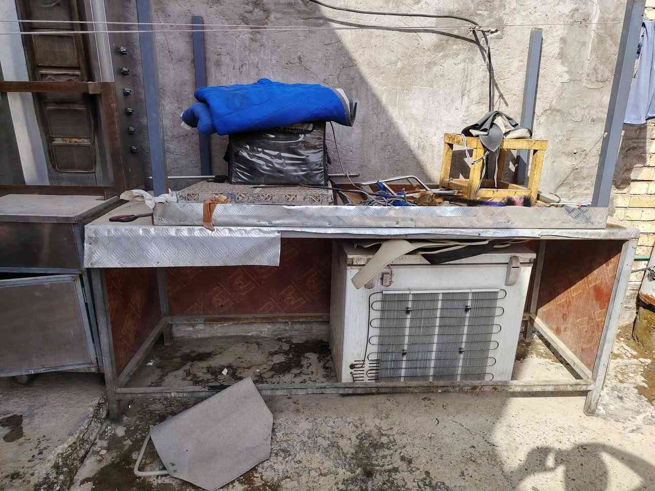 السلام عليكم
شواية گص 150 نقصها بواري غاز عيون اثنين
ثرامه حجم 22 السعر 150 الف
ميوزه عدد اثنين مترتين و3 أمتار اثنينهن ب 100 الف
***********
