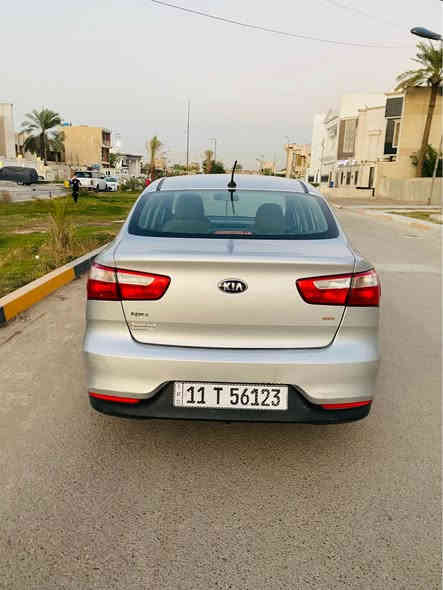 كيا ريو موديل 2017 وارد امريكي محرك 1.6حادثه فقط خشم بنيد بدون ايرباك  ماشيه 86 بسمي سياره سنويه جديده سياره فقط نص بنيد صبغ بيه اتصال *********** سعر 90 بغداد
