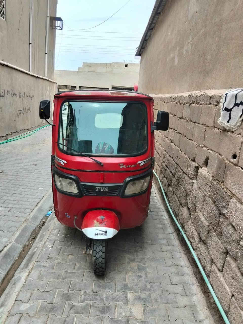سلام عليكم تكتك للبيع تي في اس موديل 20 مكينه 22 مكينه كفاله البدي شوف العين نضيفه نكره سلف ام الخبزه بس انه اريد ابيع السعر 6 وربع وبيها مجال للطيبين
 المكان البصرة التميميه قرب مديريه شباب ورياضه البصرة 
الرقم ***********

