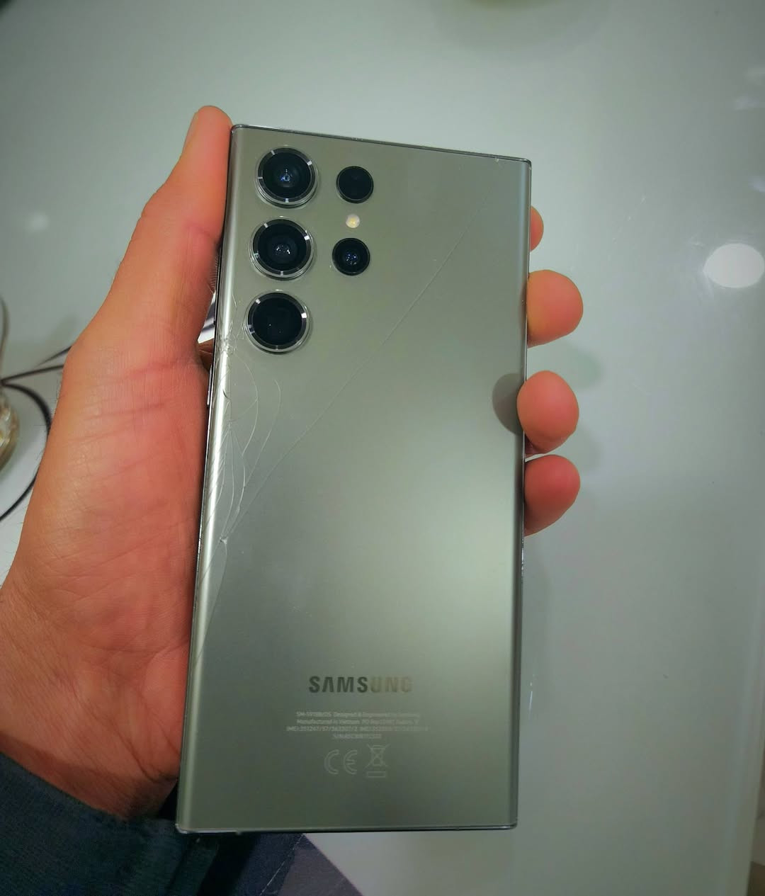 جهاز S23 الترا
بيع او مراوس حسب الرغبه بجهاز اقل مع الفرق 
جهاز مكفول ماعدا الضهر مكسور 
شرق اوسط ملحقاته كارتون وكفر 
ذاكره 256
واتس اب ***********
سعر البيع 670
