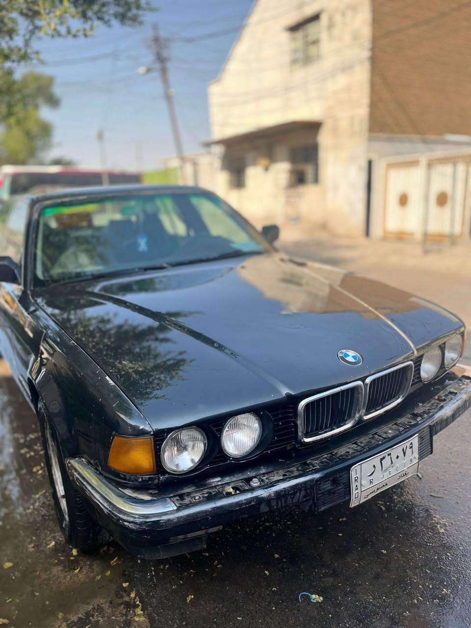بي ام 735  موديل 90 رقم بغداد باسمي السعر 25  والصور موضحة الأضرار بالكشر  مكاني بغداد المشتل ***********
