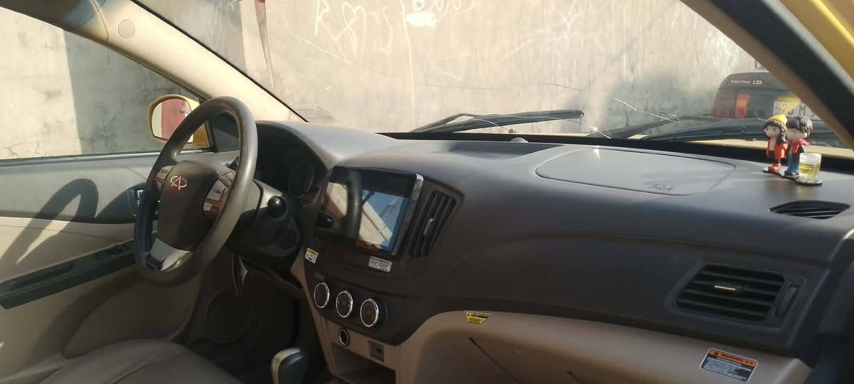 شيريE5موديل2015سنوي رقم هز كامل جديد بيه منظوم غاز بيه دفتر بنزين مكفول من صوبخ وا بارد سونر فحص موجود كيرمحرك شرط بيلادي موصفات فول سعر50تفاصيل***********
