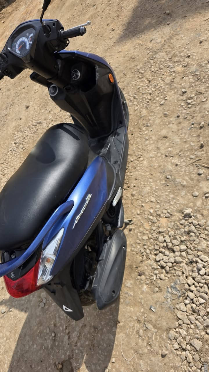 #اكزز_z_حديث_موديل_2018
صناعه الدراجه اليابان 🇯🇵
خطين نوزل 
نضام ايكو اقتصادي بصرف البانزين ⛽ 
استان صفح كهربائي 
#يدات_تدفأه🔥🔥
الدراجه مكفوله كفاله عامه 
كلشي ما بدل بيه 
كڤرات ابلادي 
تايرات ما ابدله مالته اصليه 
نضافه الدراجه 90%
#السعر_13_ورقه_وبيه_مجال_للطيبين
مكاني بابل حله الامام بكر  
اخوتي الغوالي 
(***********)واساب 📞 🔔
