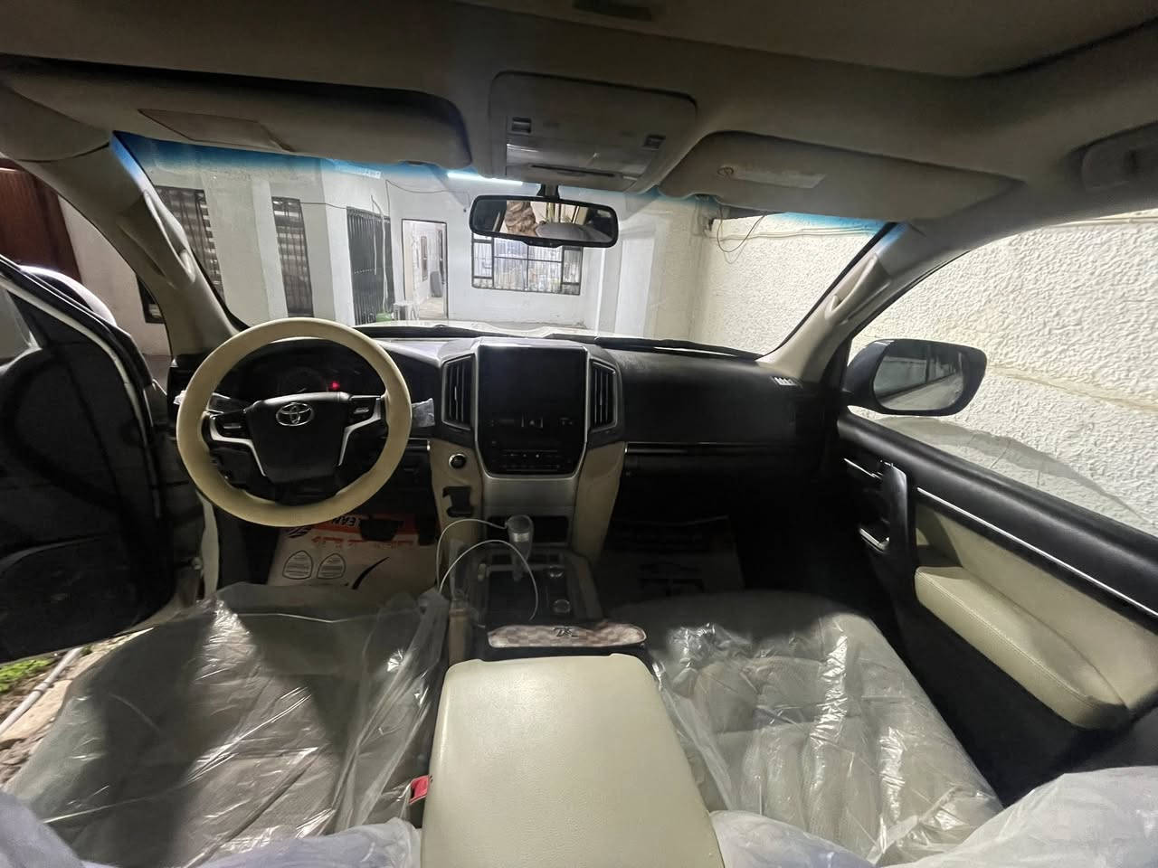 لاندكروز موديل ٢٠٠٩ 
محدث ٢٠٢١ تحديث  داخل خارج درجة أولى 
محرك ٦ سلندر إدامة عامة للسيارة 
رقم بغداد تحويل مباشر
العنوان بغداد العامرية 
#للاستفسار ***********
