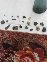 حجار خام • ملاقط • ديكور