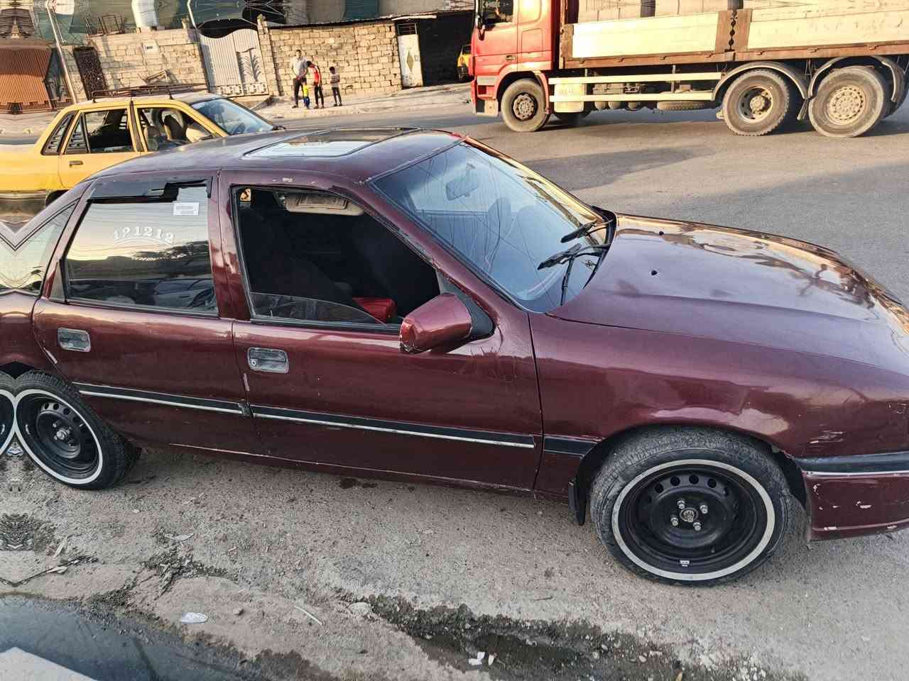 السلام عليكم فكتره موديل 91 حجم 18 كير يفلت مكينه بيها أثر نفخ طخم طخم تاير جديد ويرمنيه شغاله أرقام جديد العنوان جانب الأيسر شلالات السعر 31 وبيها مجال ***********

