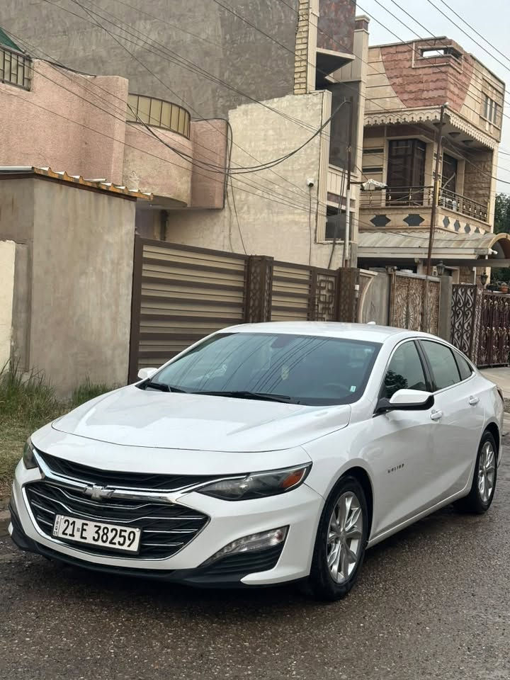 السلام عليكم
موديل 2020 LT
ماشية 125 
ومعروفة مواصفات LT
رقم سليمانيةباسمي تحويل مباشر 
هزتها جديدة
بيها فقد بنيد مبدل 
وباب السايق بيها بارد 
السياره كامله خير من الله ما ناقصها شي 
تخم تاير وباتري جديد للتواصل ***********
