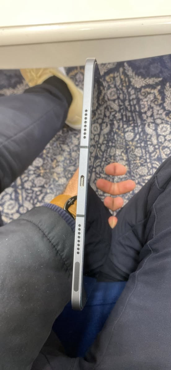 ایباد ابل m1 256g  sim  کلش نظیف و بشرطکل شی بطاریە 90     ارقم ***********
