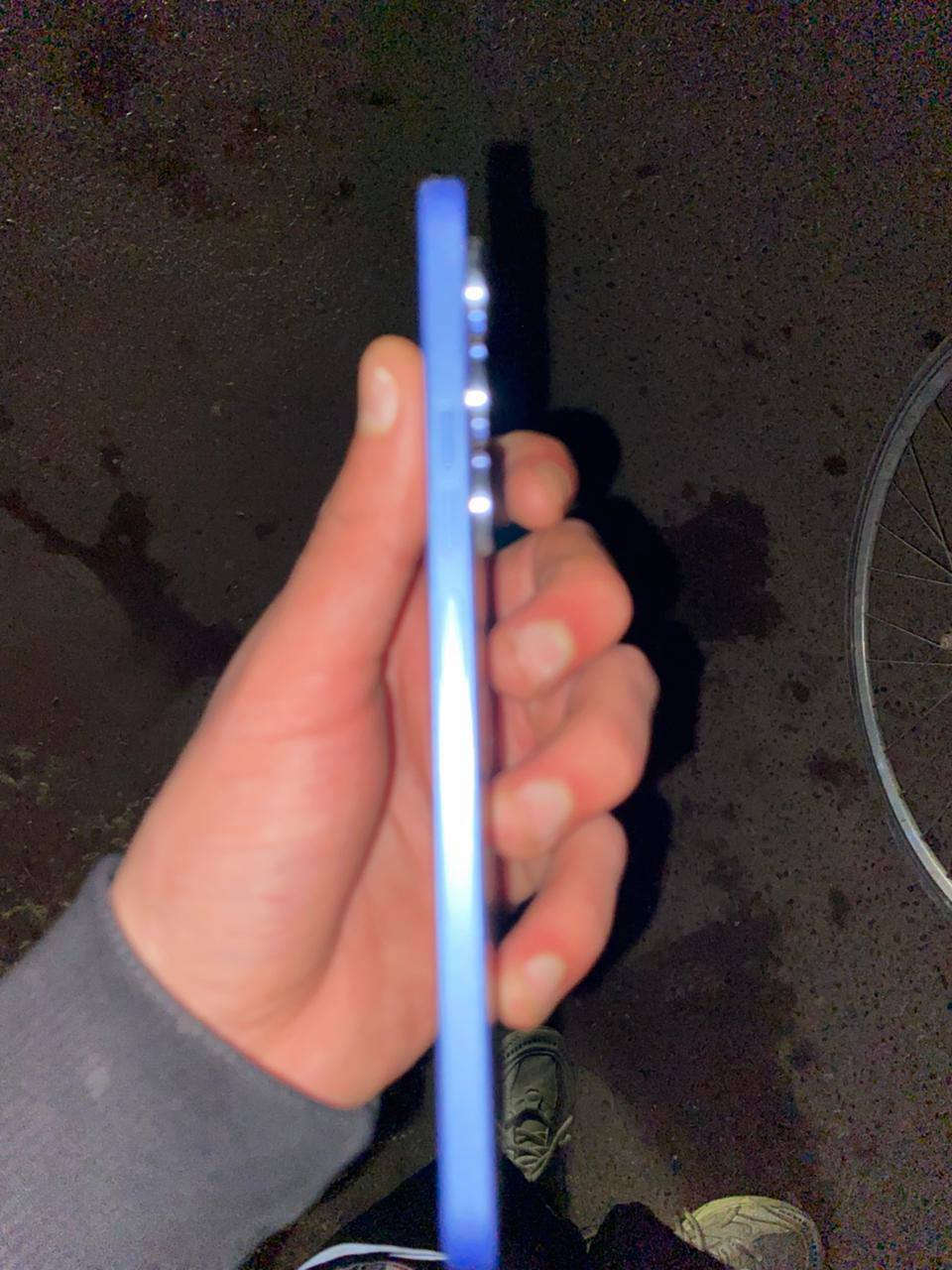 سلام عليكم
تكنو سبارك 40 برو 
ذاكره 256 رام8
الجهاز قبل شهر اشتريته 
اشتريته ب220 
والجهاز استخدام اتصالات فقط 
رايده ب180 
قفله وكامل ملحقاته 
الي عاجبه الجهاز يشرفني خاص او يتصل على هذا الرقم
***********
