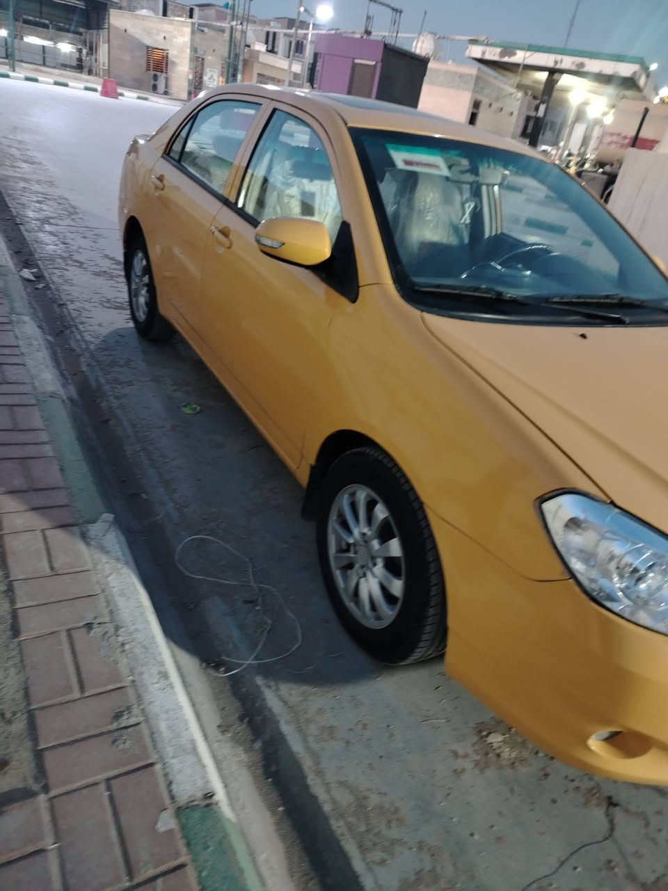 السلام عليكم بيوايدي جي ثري موديل 13 مكفولة عده هلالات خلفيه معمرات كير محرك مكفولات صدر امامي خلفي كله جديد  السيارة بسمي رقم كربلاء مصفرة هيئة وغرامة السعر 60 مكان السياره بغداد الشعب ***********
