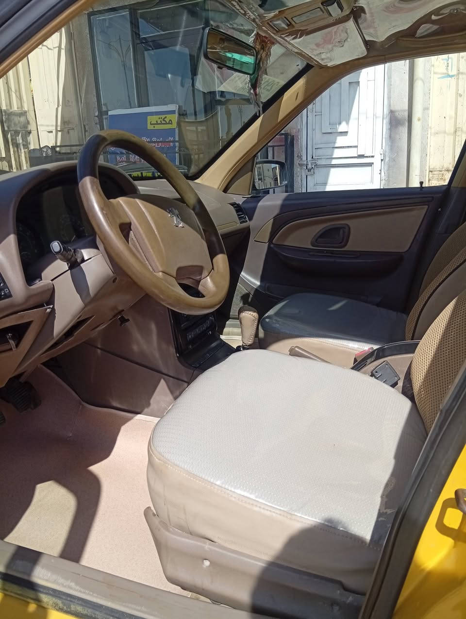 سلام عليكم بيجو اكد مديل 2016بيه طخه خفيفه جاملغ خلفي جهت سايق فقط كير مكينه مكفولات لا تنقيص ولا تبخير منضومة تبريد جديده تدفائه شغاله حداديه امامي عام حداديه خلفيه عام جدد مشط ستيرن فلنجات منضومت بانزين عامه سستم صوت كامل تخم تاير ابو الخط جديد دوشمه نواب جديده باتري كوري جديد 
كهربائيات كله شغال 
سياره منقصه برغي 
رقم نكليزي بسمي مدور ثانيوم
مكاني كربلاء شهداء 
*********** الاتصال 
***********الاوتساب
