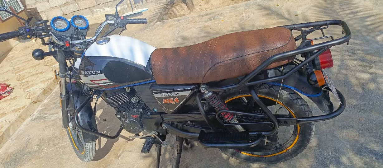 سلام عليكم شباب  دايوان22 اوراقه كاملة مكان سراجق
السعر مليون و١٠٠ بيها مجال
***********
***********
