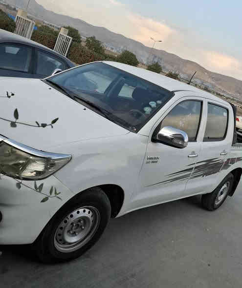 مـــرزیە HILUX 2013
گێڕ عادی ناوسور
بێ بۆیاخە کەمێك ساردی هەیە
مەکینەی کراوەتەوە بەس بەشەرتە
گێڕومەکینەو تەحویل و غەرامەی بەشەرت
بەناوی خۆمانەوەیە ، سەیارەکە هی ماڵە هی مەعرەز نیە
هەمووگیانی بەشەرتە تایەی تازە 
سەنەوی بەرچووە

سعر..177کەمێك مەجال
شوێن..سلێمانی ..بازیان
تلفون..     ***********
واتس اپ..*********** السليمانية
