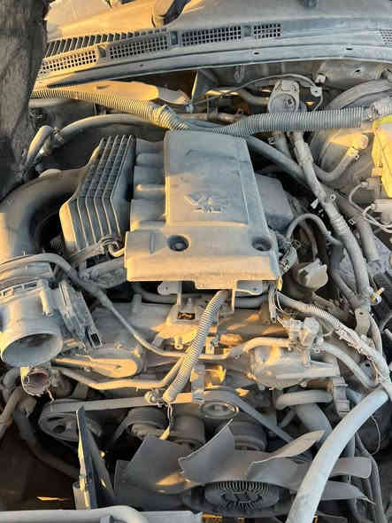 السلام عليكم غراض باثفندر اخوان كير مكينه فور ويل غرفه كامله داخل ارمادا دشبول بطاين حداديه كلهه كامله ابيععع
العنوان ابو غريب حي الرساله كراج علي الزيدي 
للاتصال ***********
