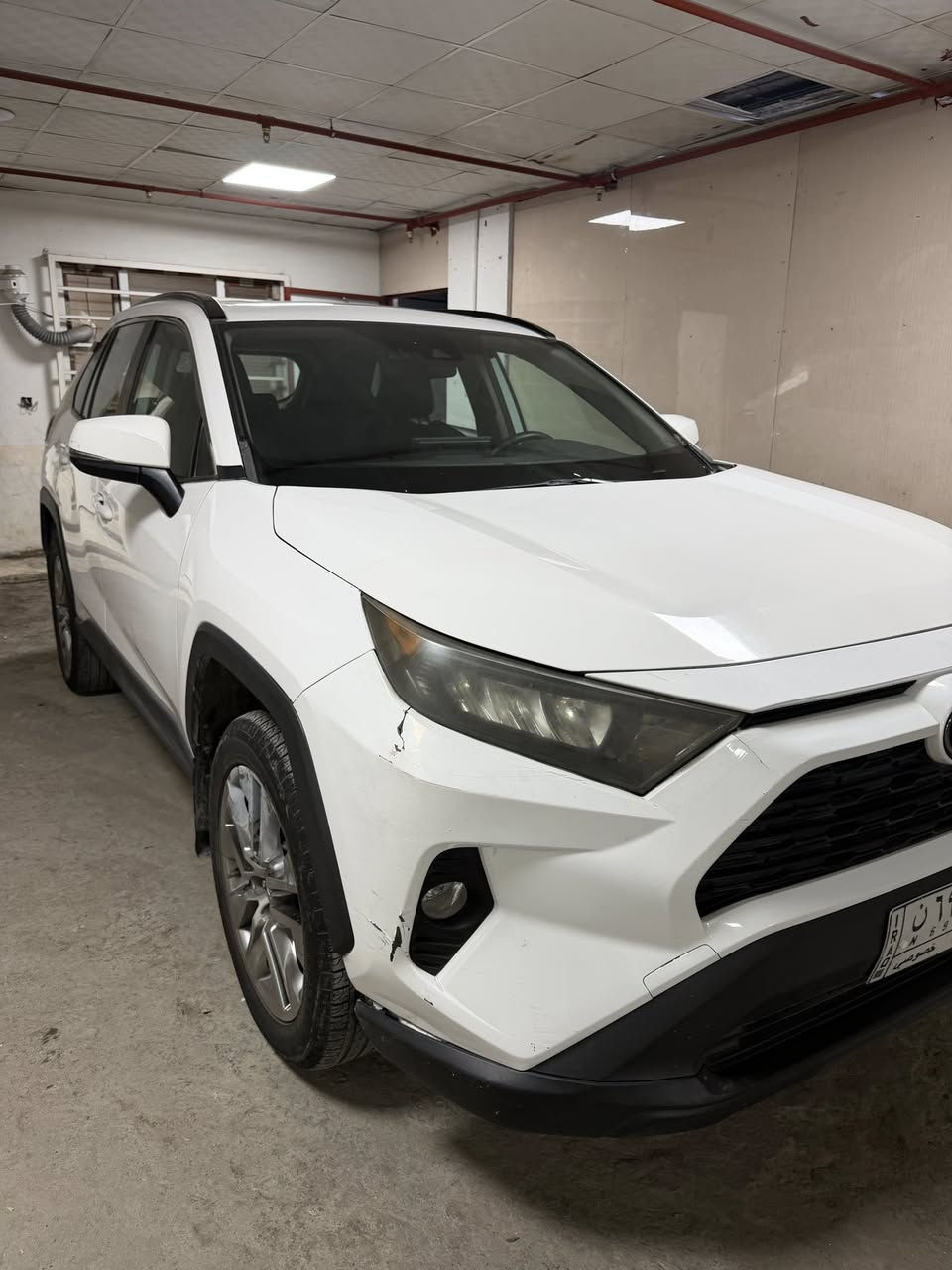 راف فور موديل 2019
رقم بغداد بسمي 
بدون ارباك بدون دواخل 
راف فور بريميوم xle يعني فول موصفات 
ميحتاج احجي عن الموصفات 
سيارة كلين تايتل بدون صبغ 
الحادث فقط دعامية 
محرك كير  بشرط مامفتوح 
سيارة حيل نظيفة كلشي عل بلاد
سيارة مابيـها دينار مصرف كاملة 
ماشيه 25 الف ميل 
السعر 21 بيها مجال بسيط 
مكاني بغداد سيدية
الاستفسار اتصال ع رقم 
***********
