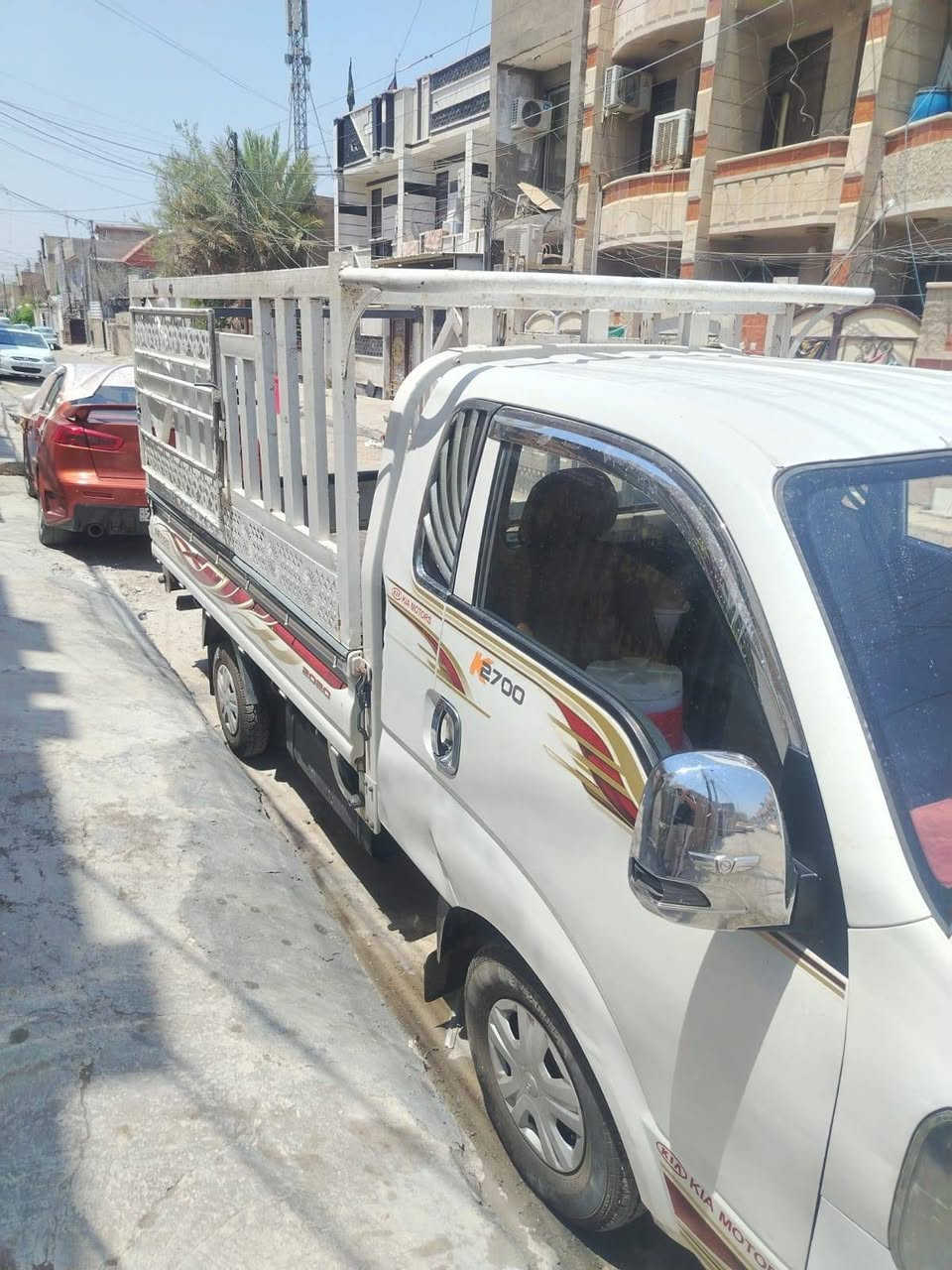 من رخصة الادمن كيا حمل موديل ٢٠٢٠ رقم بغداد تبريد تدفئة محرك كير كفاله مكان السياره بغداد الشعب السياره بأسمي مصفره غرامات وضريبة السعر ١٣٢ ورقه رقم بغداد إنكليزي اتصل وادلل *********** و ***********
