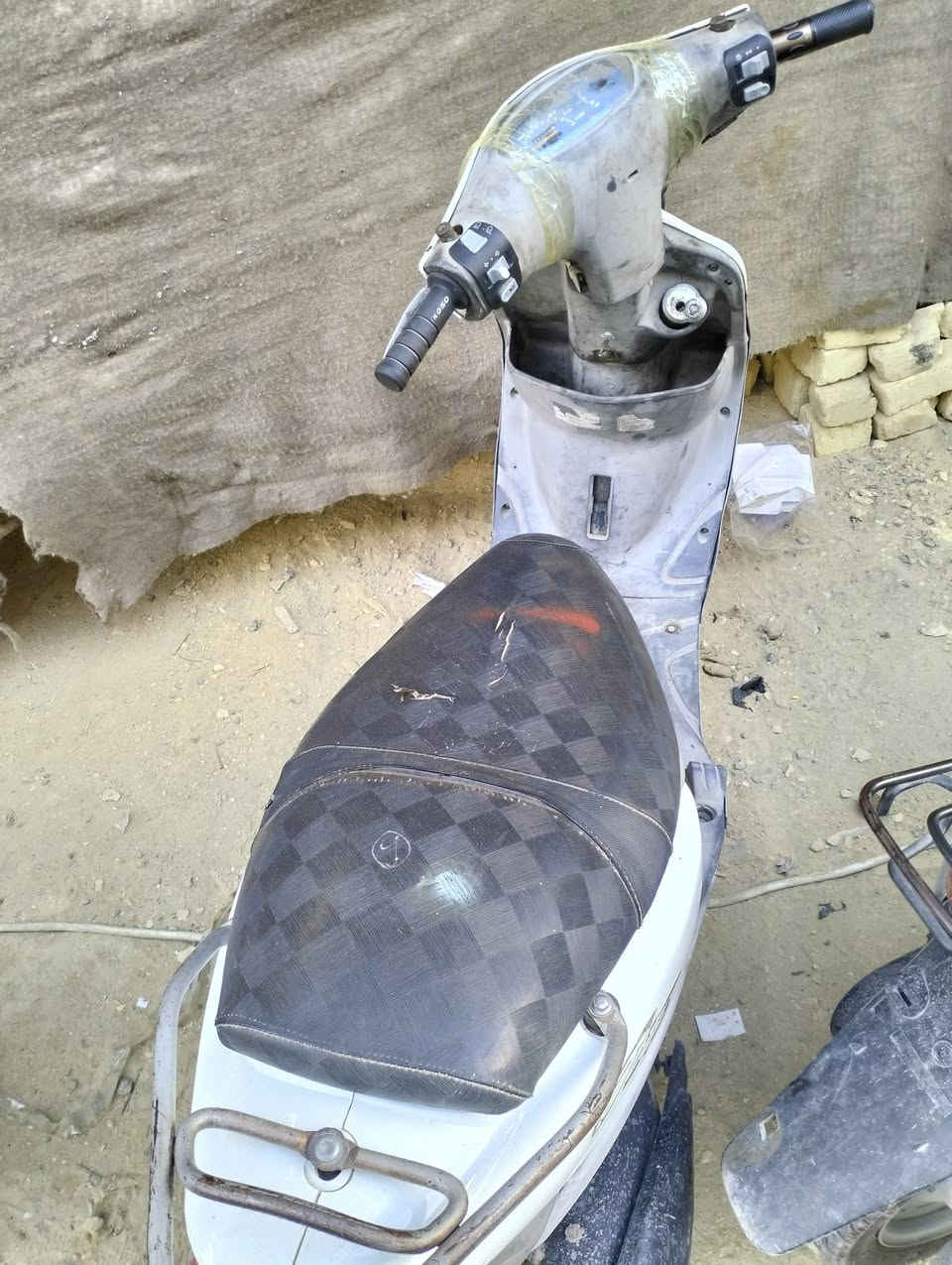 مكلف بالنشر.    السلام عليكم اخوان ماكس منغولي للبيع دراجة جديد وحلو وماعوزاها شي بس كهربائية وشوفت عينك نضيف وحلو مكاني يمه الحبوبي كلش وخاصة موجود


**إذا كنت صاحب هذا الإعلان وتريد حذفه لأي سبب، رجاءا أرسل رسالة إلى الدعم الفني**