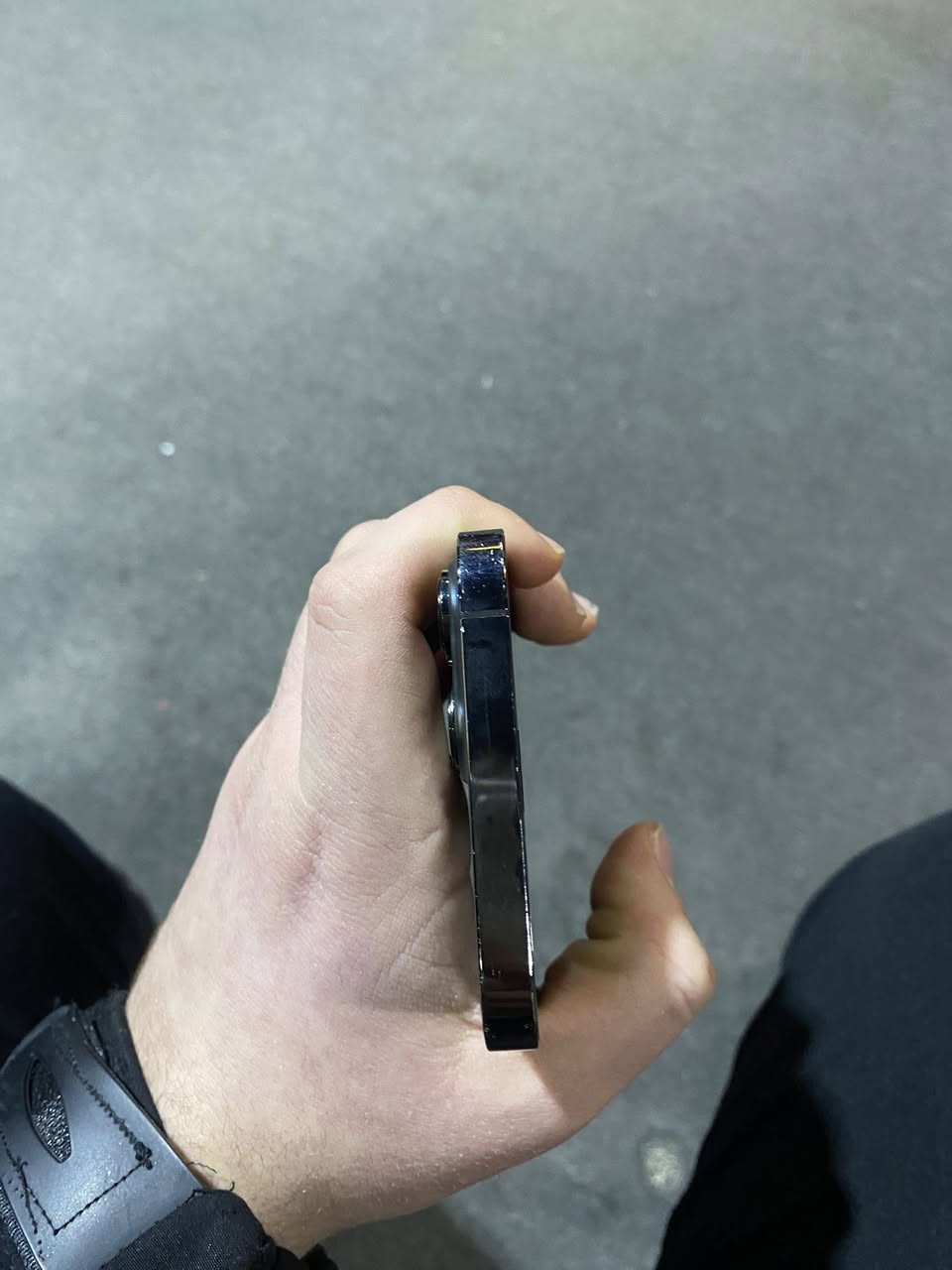 iPhone 13 Pro Max
128gb

1sim 

%90 

هیچ شتێکی نیە 

***********
