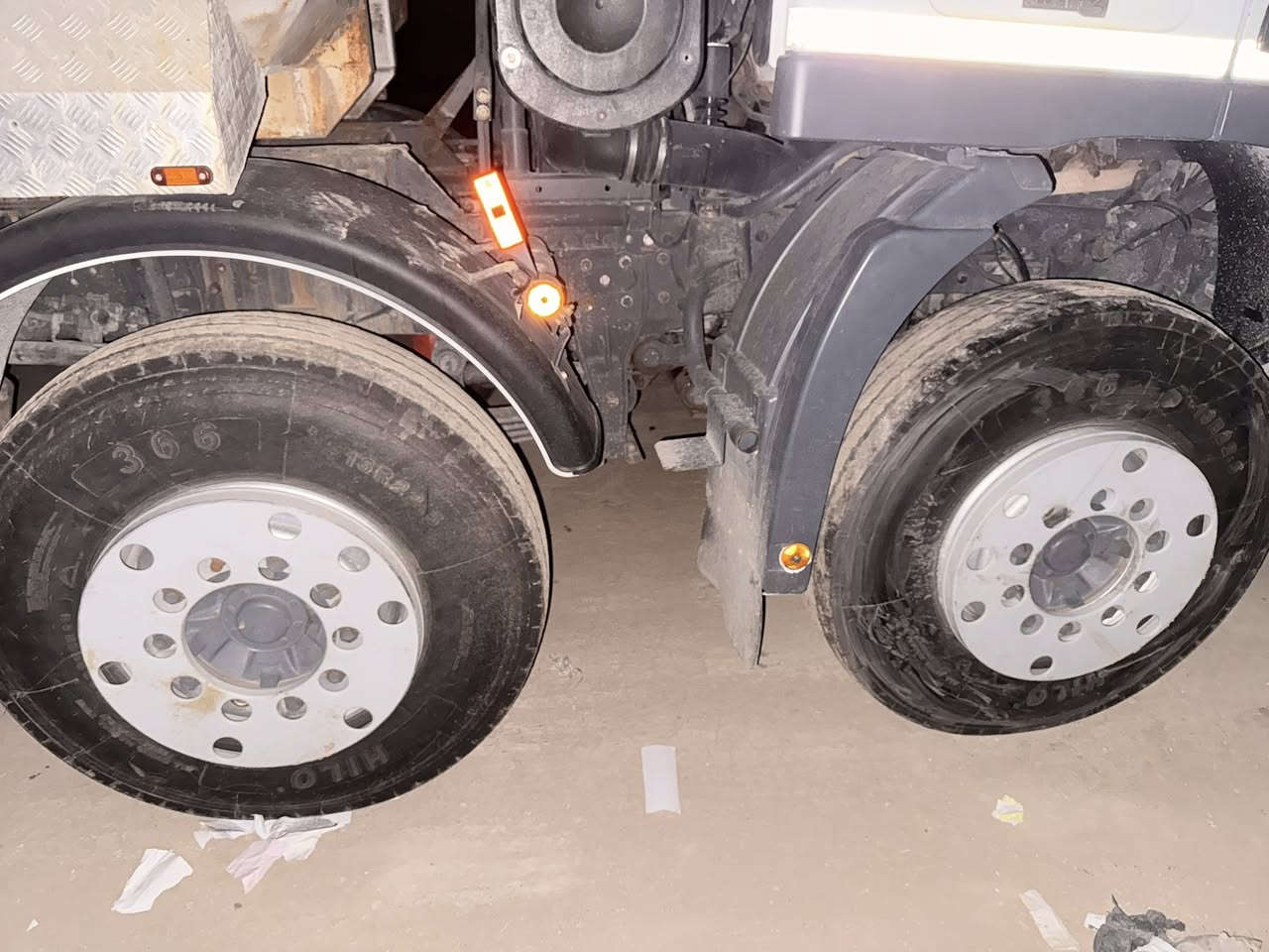 سلام عليكم تخم وياله الكدام ٢٢هنه وتايراتهم جدد المانيات والمجموعه صاج فقط مراوس بويل وبرماخ ***********
