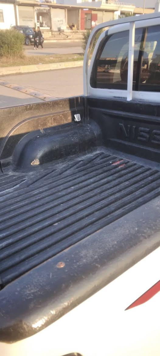 2013 بدون صبغ ثنين مكان بارد محرك كاز بشرط بدون صرف وبخار تاير جديد تبريد  شغال تدفئه شغال صدر جديد سنويه جديد لل ٣١ شرط تحويل وكاله السعر 120 بي مجال 
*********** ديبيس, كركوك
