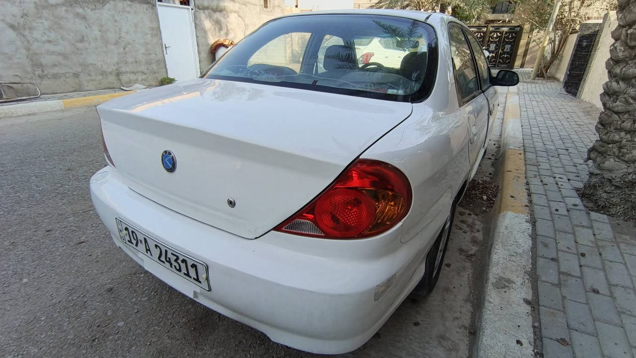 سلام عليكم ورحمة الله وبركاتة.. سيارة سبكترا للبيع موديل ٢٠٠١.. سيارة تخم تاير جديد. كير مكينه خير من الله
كير عادي رقم انكليزي سنويه لـ٣٠
السعر.. 38وبيه مجال قليل
المكان كربلاء.. 
صوره واضحه.. مكلف بل نشر.. 
رقم الراعي( *********** )
