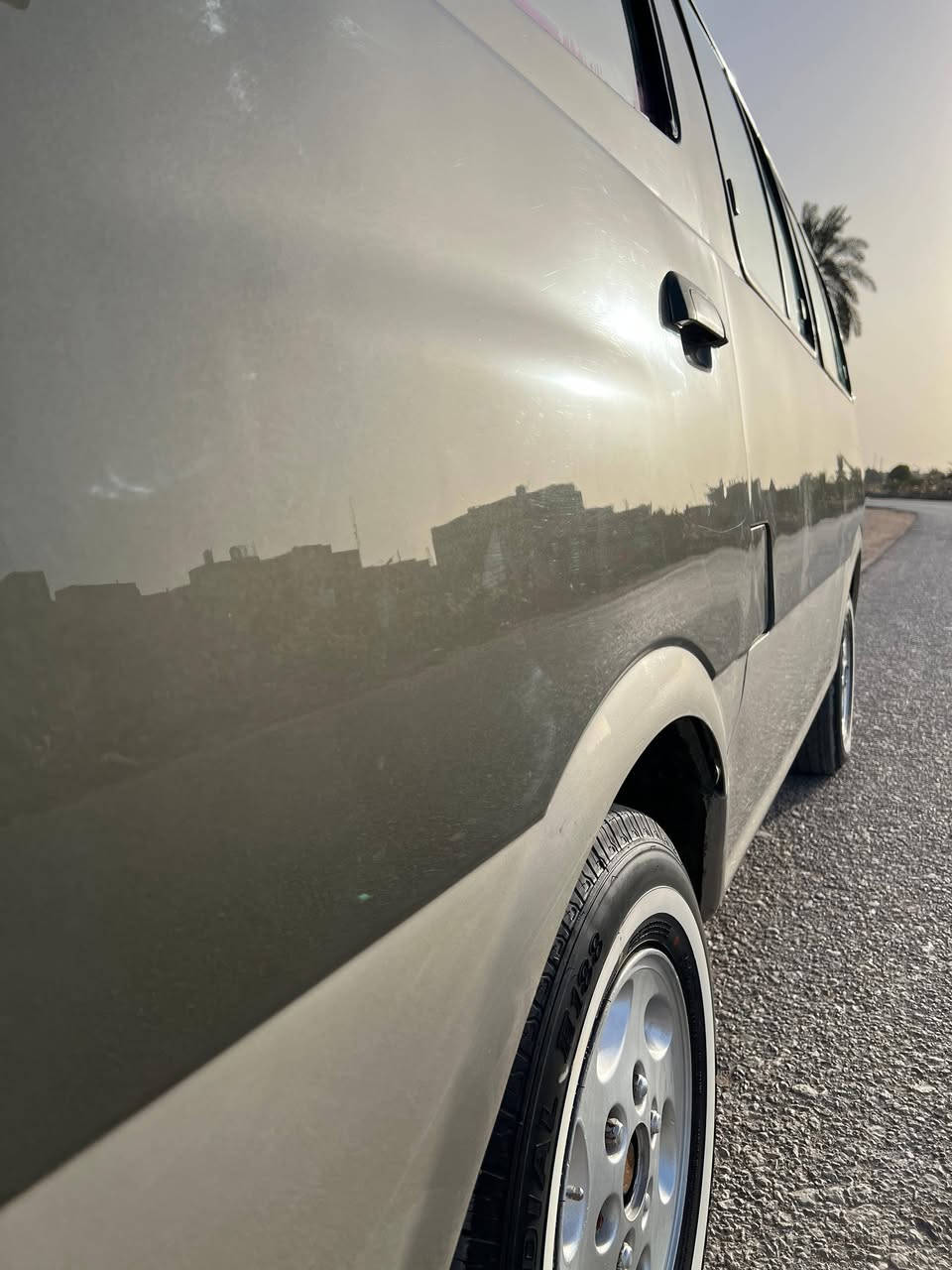 بريجو.للبيع موديل 2000 مكينه كير اكسن حداديه مظبوطه كهربائيات كله شغال سنويه ٣٠ راعيه جيراني شرط التحويل شواصي حلوات تخم تاير جديد سعر 82  رقم***********
