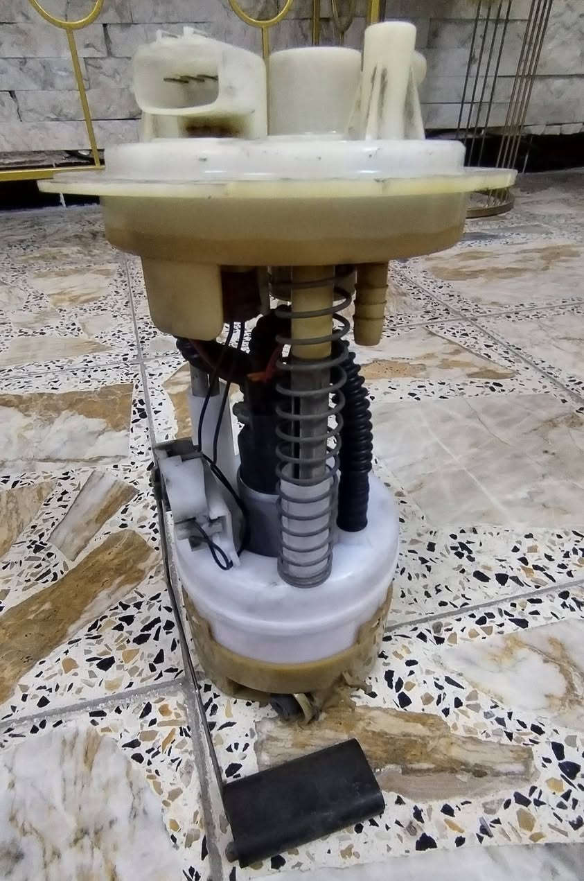 السلام عليكم اخوان عندي غراض نيسان سني هندي للبيع عبوة فيت بم كامله مال تفصيخ تخم كبات ويل ١٤ فرشه مال دشبول كتلوكات السعر كلهن ٧٠ ألف مكاني بغداد للتواصل *********** أبو انس

