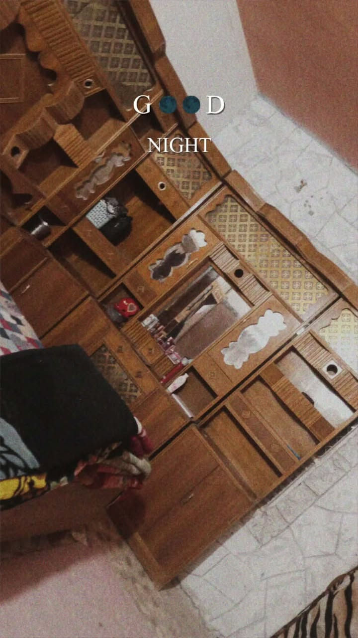 للبيع غرفه خشاب عراقيه ٧٠٠ بيه مجال 
حي جبيل 
‏‪***********‬‏
