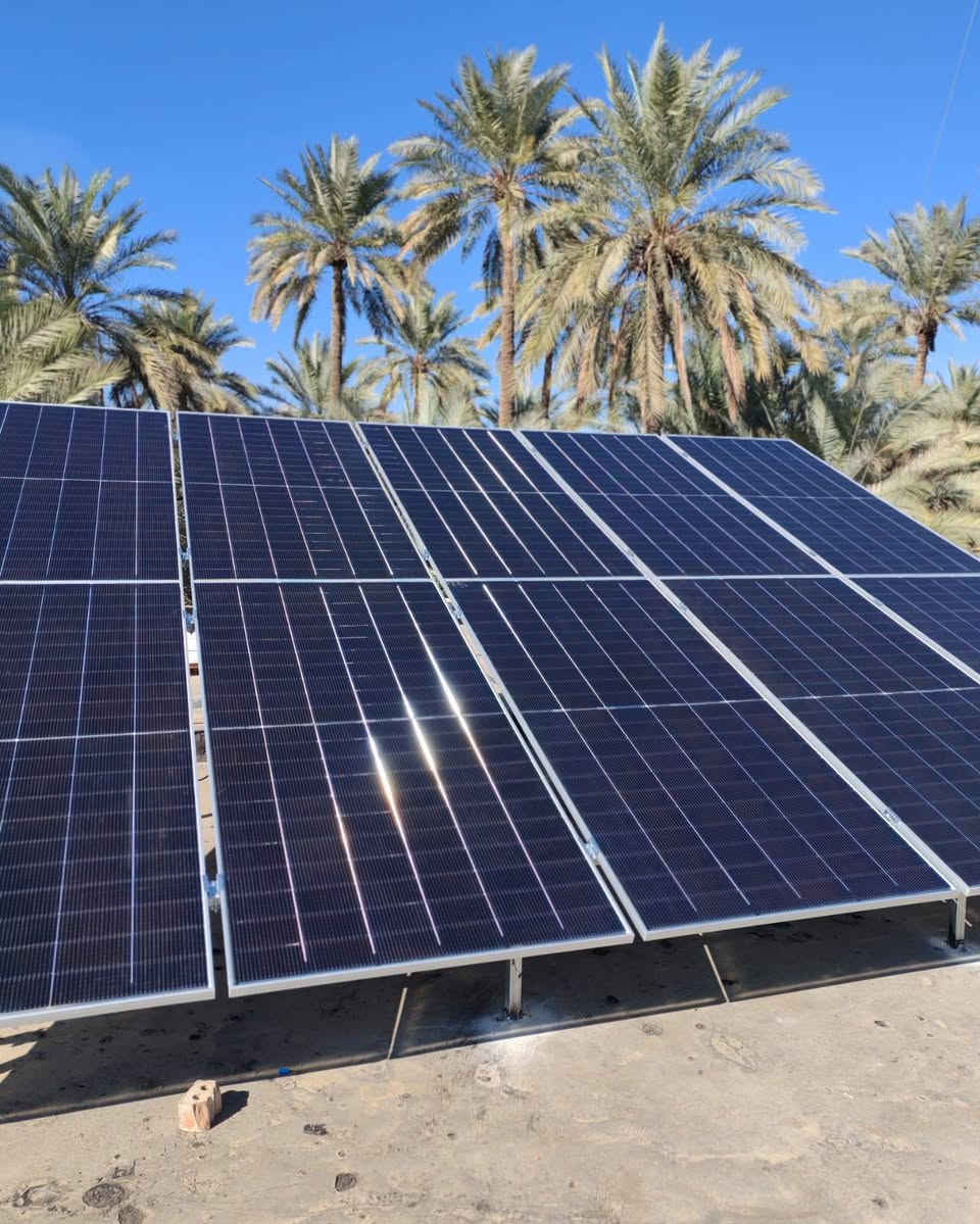 عروض ال20 امبير متوفرة الى الان سارع بالحجز !!!!
🔴اعمال #شركةسولرماجك مستمرة من شمال عراقنا العزيز وحتى جنوبه !!!!
تم بحمد الله تنصيب منظومة شمسية (20 امبير) ، في #تكريت .
تتكون المنظومة من :
✅ 10 الواح نوع #لونجي قدرة 620 واط .
✅ 1 بطارية نوع SRNY  #ليثيوم بحجم 16  كيلو واط.
✅ #انفيرتر هايبرد نوع ديا حجم 6 كيلو واط .

لِرؤيا عصرية حديثة واشراقة جديدة مغايرة لواقع البلد تقدم شركتنا خدماتها للطاقة الشمسية حاملة على عاتقها تقديم جميع الحلول المناسبة لحل أزمة الكهرباء .

انتظرونا بقادم الأيام بأعمال أكبر.

للتواصل :
***********
***********

#طاقةشمسية #طاقةمتجددة #العراق
