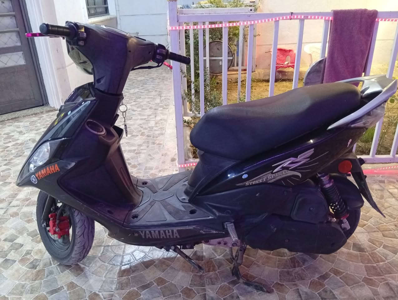 سلام عليكم ماكس مضلع حديث كفاله عامه برغي نقص ما بيه منفيس و مكاتبه  مكاني حله نادر رقمي . *********** سعر 800 وبيه مجال
