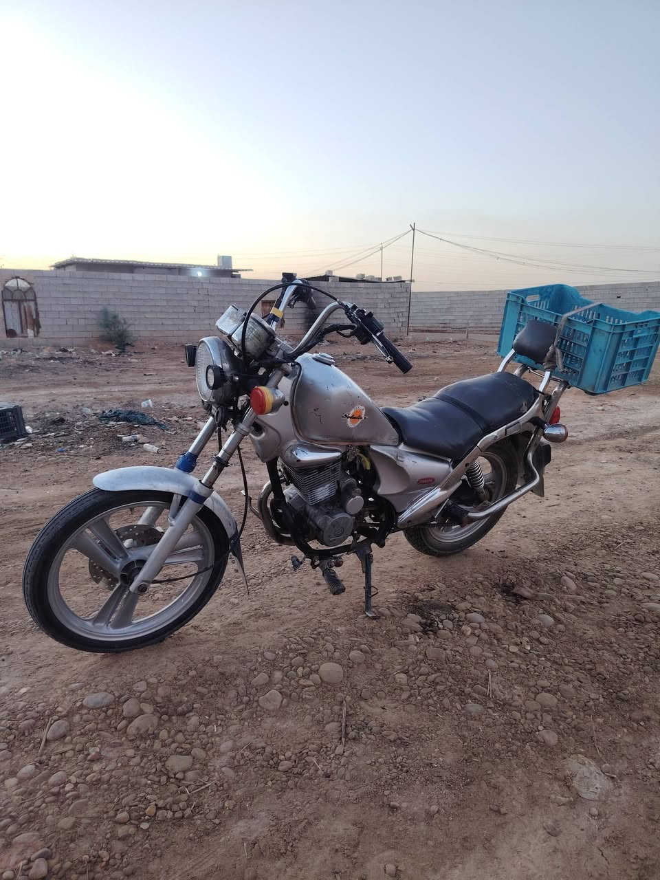 موطور داينم البيع نضيف شغال كهربايات كاملة تايرات جدد مكانة الضلوعية السعر 375 وبي مجال ***********
