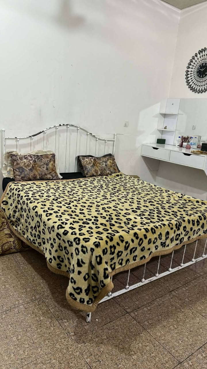 غراض للبيع غساله ودوشك اسفنج طبي وطبلات وجربايه نفرين حديد وميز مريا تسكام تصميم تركي


**إذا كنت صاحب هذا الإعلان وتريد حذفه لأي سبب، رجاءا أرسل رسالة إلى الدعم الفني**