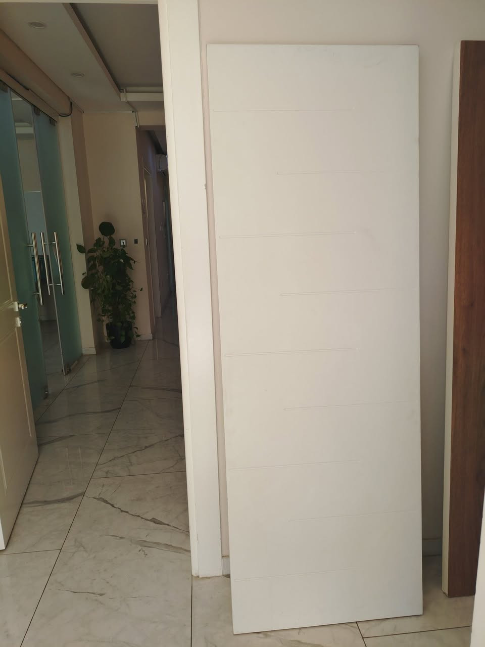 للبيع ابواب جديد بسعره مناسب جدا
توصل ع الرقم 
رقم جوال ***********
