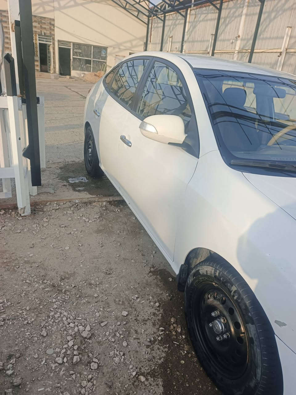 النتر موديل 10رقم اربيل الماني مكفوله من الضربه مكان السياره نجف السعر 99 الموبيل ***********
