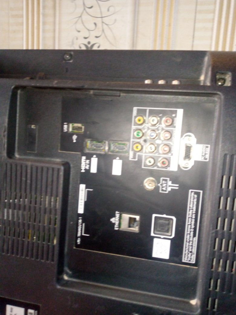 بلازما حجم 32بدون نت بنيسونك 75وبيها مجال 
***********
