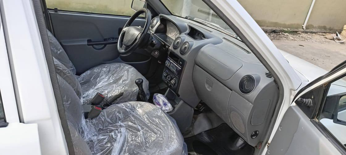 سلام عليكم سايبه مديل 2018 مكفوله كفاله عامه سياره على وضع الشركه ماشيه 100
سياره فول مواصفات سياره ستخذام شخصي مامشتغله تكسي مكينه 1500 مامفتوح على الشركه كير جديد 
حداديه جديده تبريد ثلج تدفه شغاله سنويه 29.السعر 55
وبيه مجال لطيبين مكان السياره ديوانيه قضاء الشاميه 
الرقم ***********
