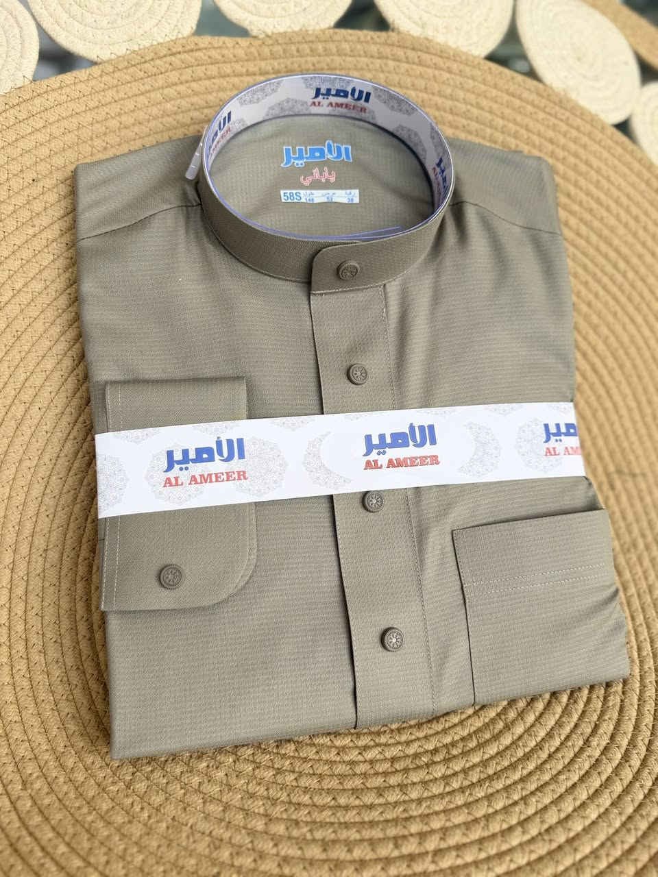 اقوى #تشكيلة الوان وموديلات ممكن تشوفها 
جزء بسيط من موديلات #العيد الي وصلت داخل المحل
صفحتنا على الانستگرام https://www.instagram.com/hammed_alkhaleel?igsh=MWV2eTljZWtibHF5cA%3D%3D&utm_source=qr


**إذا كنت صاحب هذا الإعلان وتريد حذفه لأي سبب، رجاءا أرسل رسالة إلى الدعم الفني**