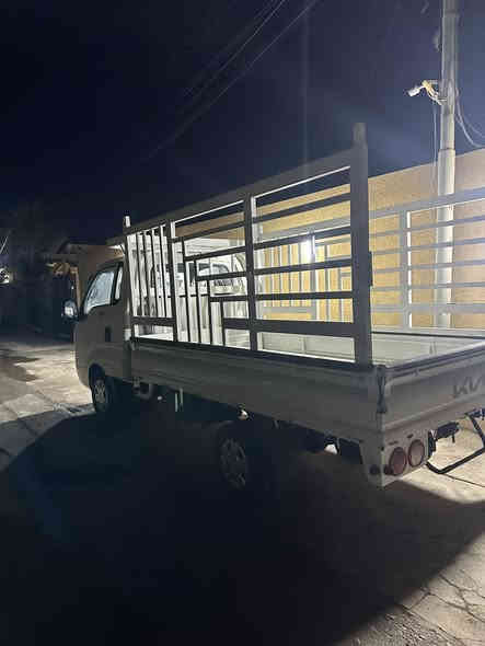 السلام عليكم محجل كيا للبيع كامل صبغ جديد مابي خياس الاتصال ***********
