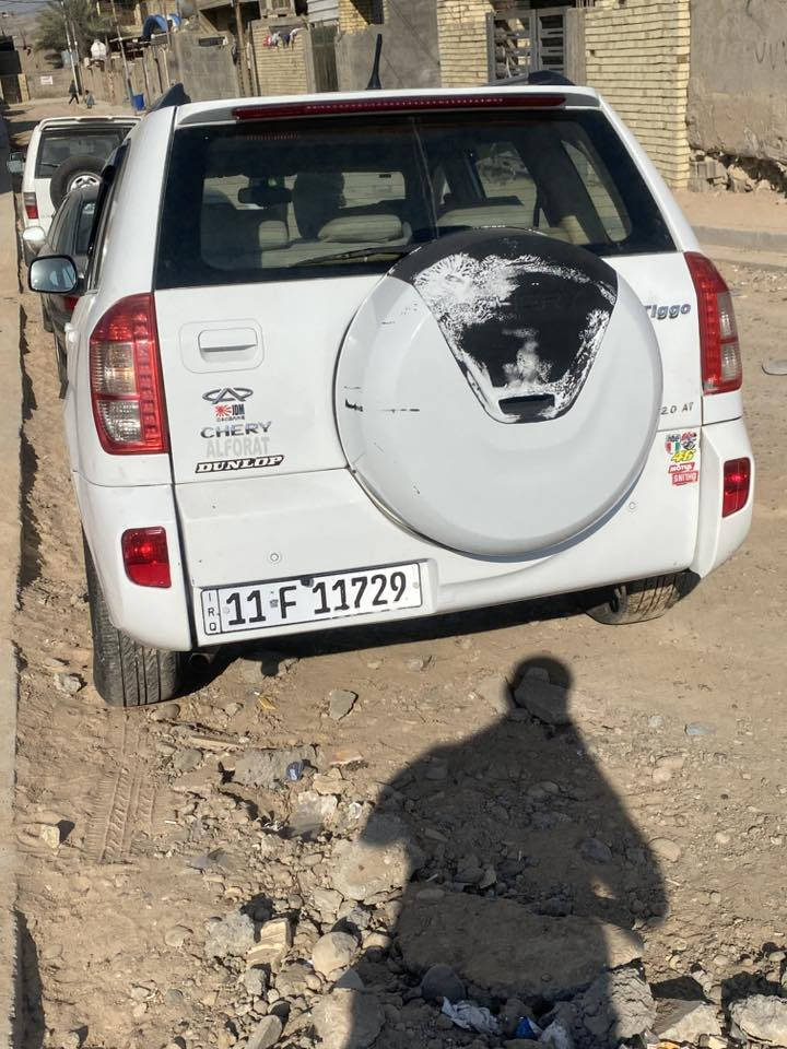 السلام عليكم تيكو موديل 2014 للبيع مكفولة كير ومحرك نوع الكير ميكانيك المرغوب تبريد شغل سيارة السعر 71 $ وبيه مجال شي بسيط حك الجية مكان السيارة بغداد  موبايل ***********
