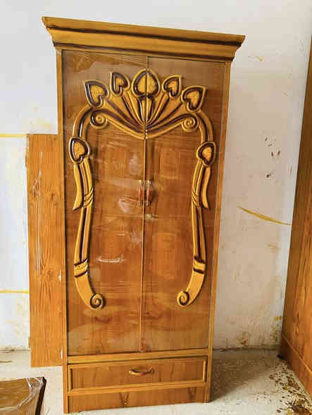 الى زبائننا الكرام 
غرفة اخشاب طابقين 6باب ملحق فول نضافة صاج بسعر875الف وبيها مجال عنوان ديالى بعقوبة كاطون شارع ابو رباح قرب مرطبات السيد مزاد ضي القمر استفسار خاص او الرقم ***********
