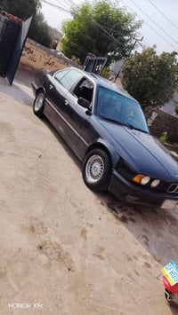 بي ام ٥٢٥ • مكينة ٢٫٨ • موديل ٩٣