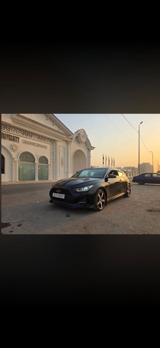 Hyundai Veloster 2020 للبيع (نظيف جداً)
فوليستر موديل  1,6 turbo 2020 خليجي، استخدام ويومي 
.

🔹 45 ألف KM فقط
🔹 مكينة 1.6 قوية ونظيفة
🔹 قير عادي رياضي 
🔹 تبريد شغال 100%
🔹 داخلية نظيفة ومرتبة جداً
🔹 سيارة تمشي يومي بدون أعطال
🔹بيها جاملغين الخلفيات هنا مضروبه ضربه بسيطه 

💰 السعر: 11,100$

📍 ذي قار 
📞 للتواصل: ***********
✨ السيارة جاهزة .
