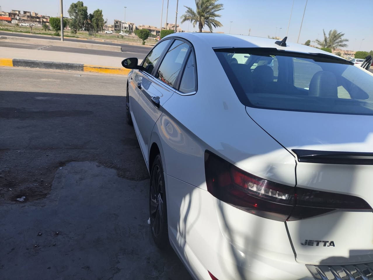 سلام عليكم جيتا 2019.sell premeom  فول مواصفات للاخير
حادث خلفي جاملغ و باب بجم كبس
محرك 1.4 تيربوا 
كير 8 نمر AT
داخل جلد 
كراسي خزن
دشبول ليزري وداخل لد متغير
تبريد وتدفئة كشنات ومقود 
تشغيل عن بعد 
بانوراما
سيستم صوت بلادي ودمام بالصندوق
شاشه كبيرة 
لايت دوار
سيدي جنجر بلادي 
رادار امامي جانبي خلفي 
قيادة ذاتيه محافظة ع مسار
ماشيه 95 كيلوا حقيقي.. 
سيارة عليها ادامه كامله مبدل فريز تبريد جديد وبعده بضمان
مبدل مي الها قبل شهر مي موتل اصلي 
دهن موتل جديد فلاتر 
تخم تاير جديد
صدر جديد و الحمدلله سياره كامله كل نقص مابيها.. 
رقم اربيل مميز ب اسمي مكانها بغداد 

سعر 145


**إذا كنت صاحب هذا الإعلان وتريد حذفه لأي سبب، رجاءا أرسل رسالة إلى الدعم الفني**