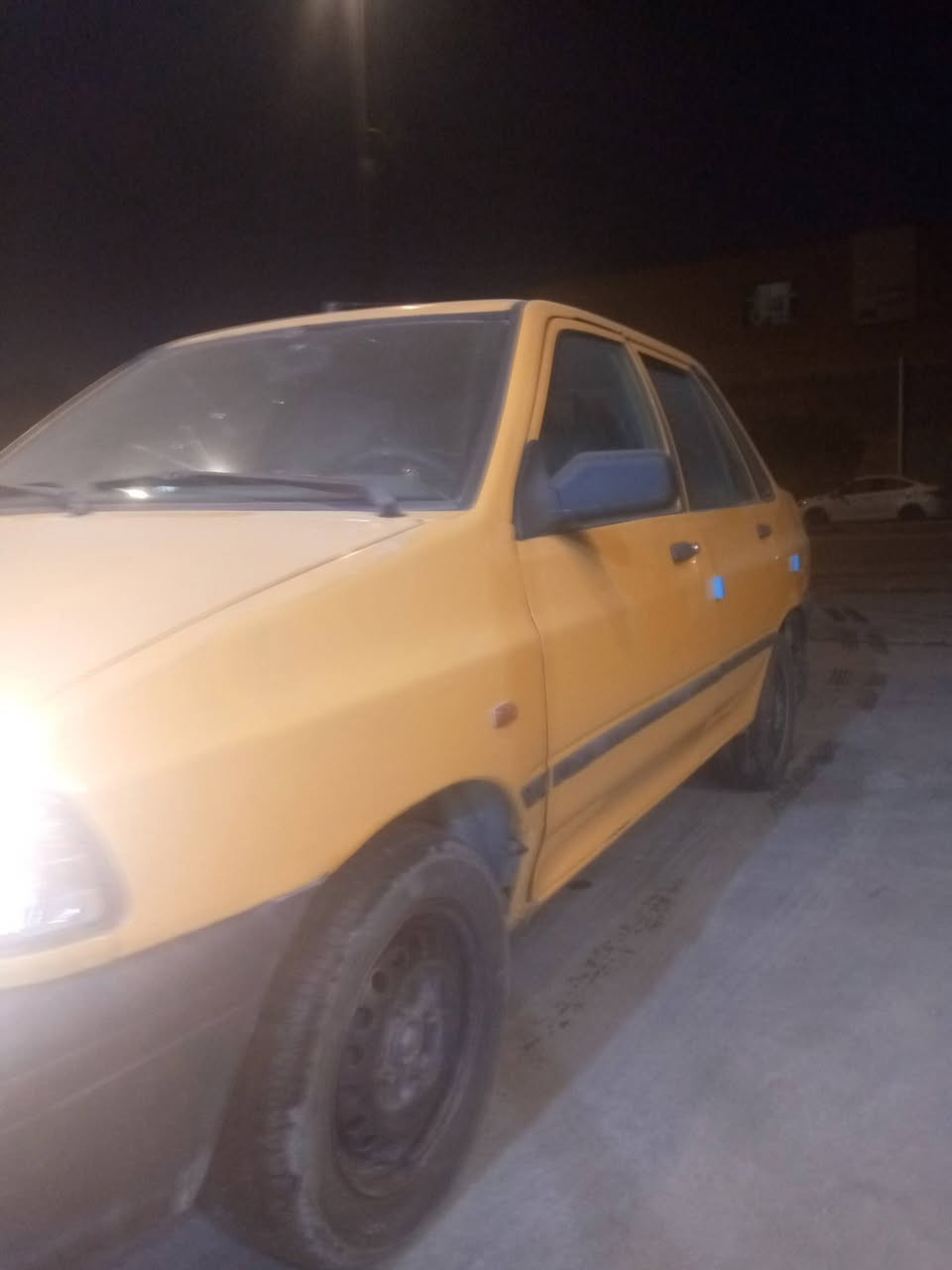 سايبا 12 رقم بغداد مصفره تحويل مباشر بلادية بدون ضربه وصبغ كير محرك مكفول صدر مبدل جديد درايم شفتات بوربرين مشط تخم تاير ماناقصه بس سائق السيارة كهربائيات شغاله  ترايه حلو السعر بلاش 20 قفل متوازي مكاني بغداد ***********
