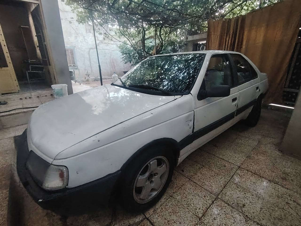 بيجو فرنسي موديل91 حجم405 سنويه بيضه شرط التحويل بدون ضرر شرط سلايت  مكينه  قبق ابيض جديدة شرط طخم جديد داخلها ودوشمه جديده ستير بور.. السعر15وبيها مجال. عنوان موصل الايمن رجم حديد 

***********
