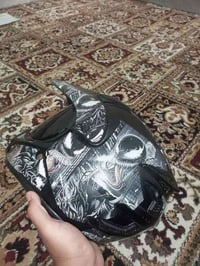 خوذه مال قفاز اصليه عيبه بس الفطر مال جامه اريد امراوس ويه زوج دبلات ا...